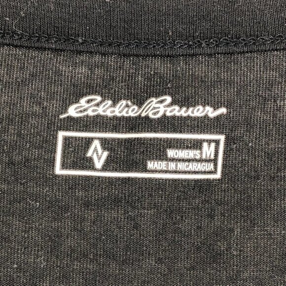 Eddie Bauer Black Sleeveless 1/4 Button Top Size M - Picture 3 of 16